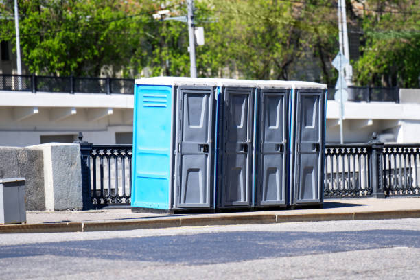 Best Porta potty delivery and setup  in Beckett Ridge, OH
